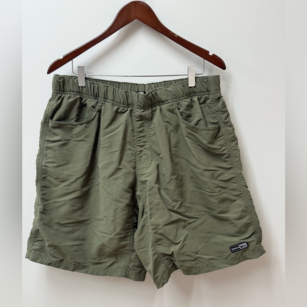 REI MTB padded bike shorts